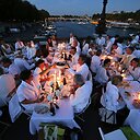 „Diner en Blanc“ – vakarienė baltai